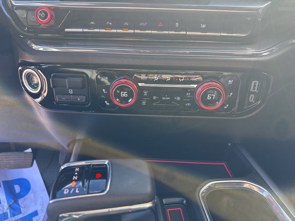 Used 2024 Chevrolet Silverado 1500 High Country w/ Technology Package image 30