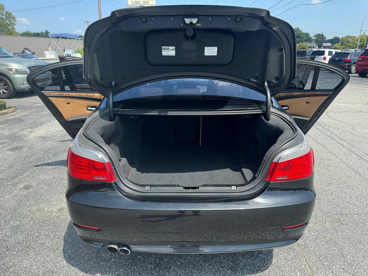 Used 2008 BMW 535xi Sedan AWD/4WD image 28