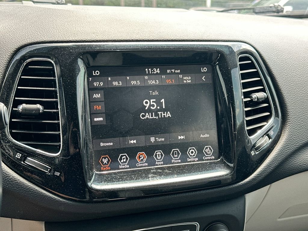 Used 2019 Jeep Compass Limited FWD image 13
