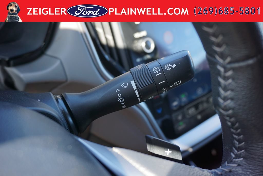 Used 2023 Subaru Outback Premium AWD/4WD image 26