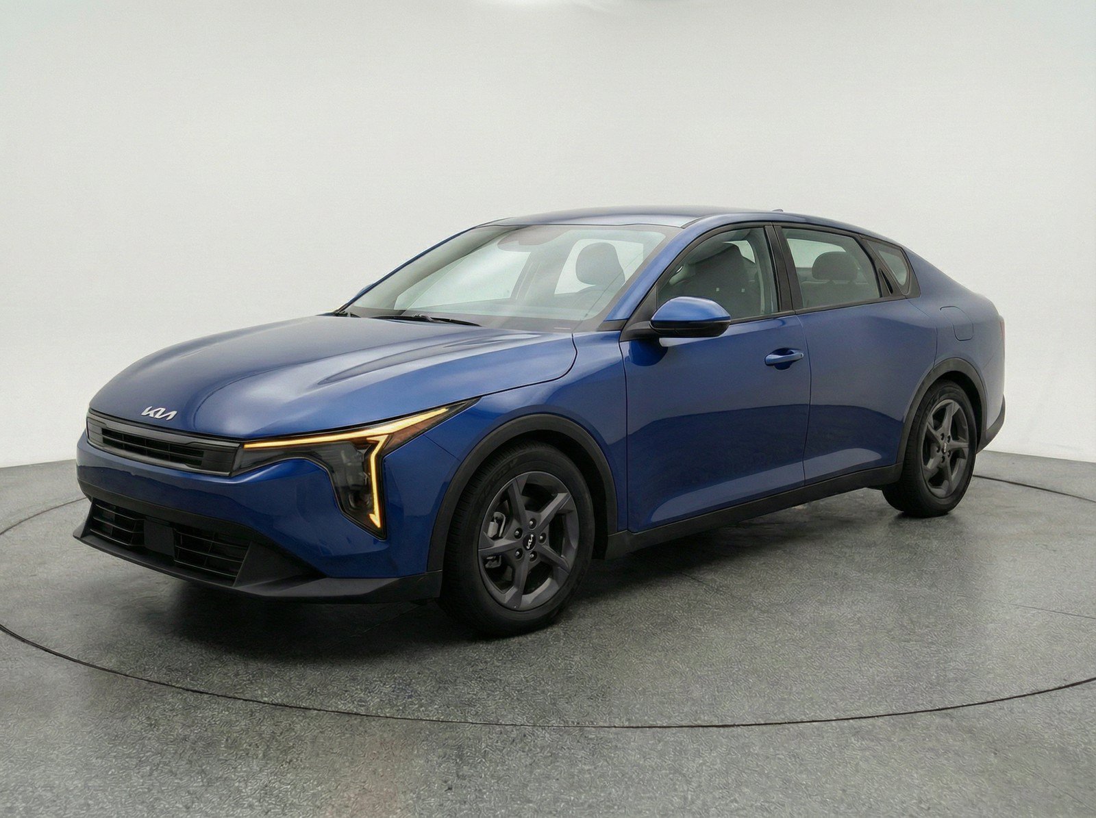 Used 2025 Kia K4 FWD image 3