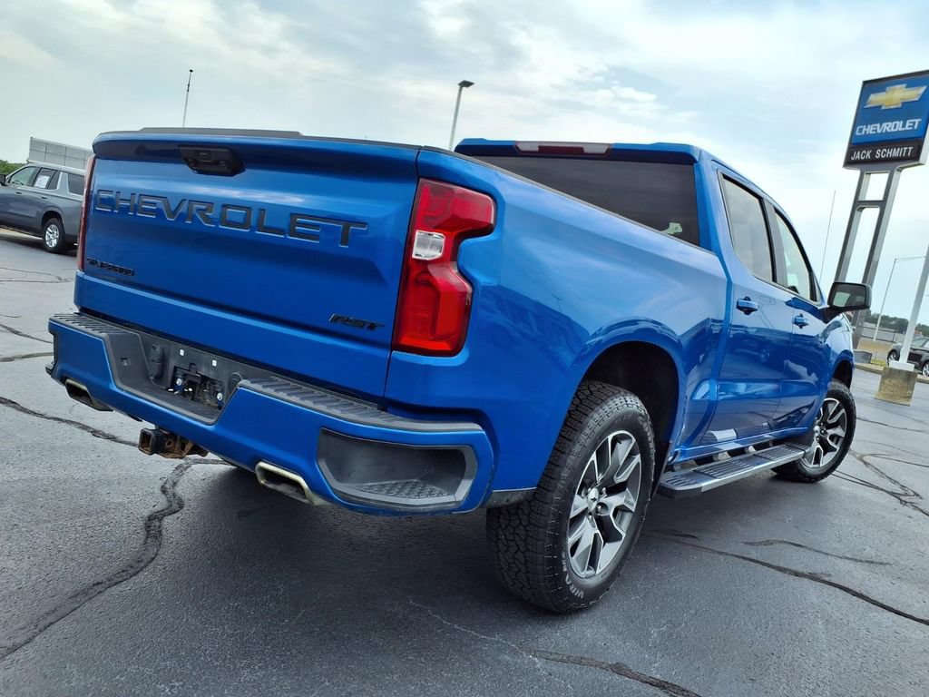 Used 2023 Chevrolet Silverado 1500 RST AWD/4WD image 31