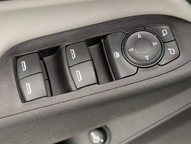 Used 2018 Chevrolet Equinox LT image 12