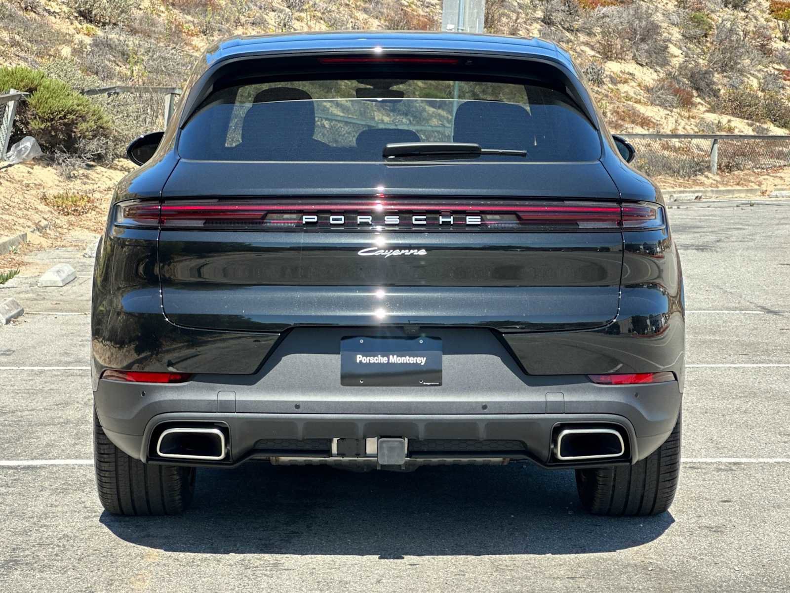 New 2025 Porsche Cayenne image 8