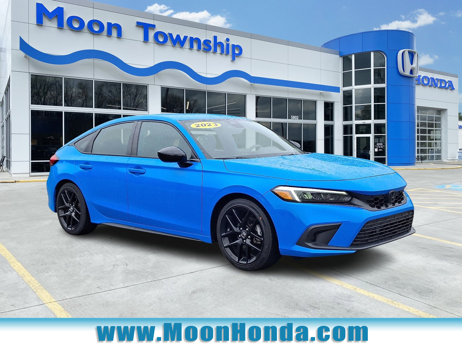 Used 2023 Honda Civic Sport image 1