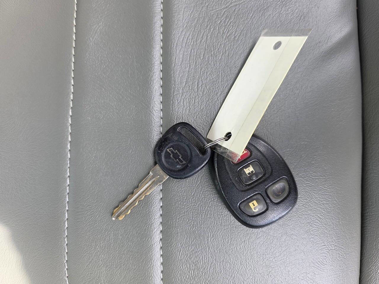 Used 2011 Chevrolet Express 3500 LS image 22