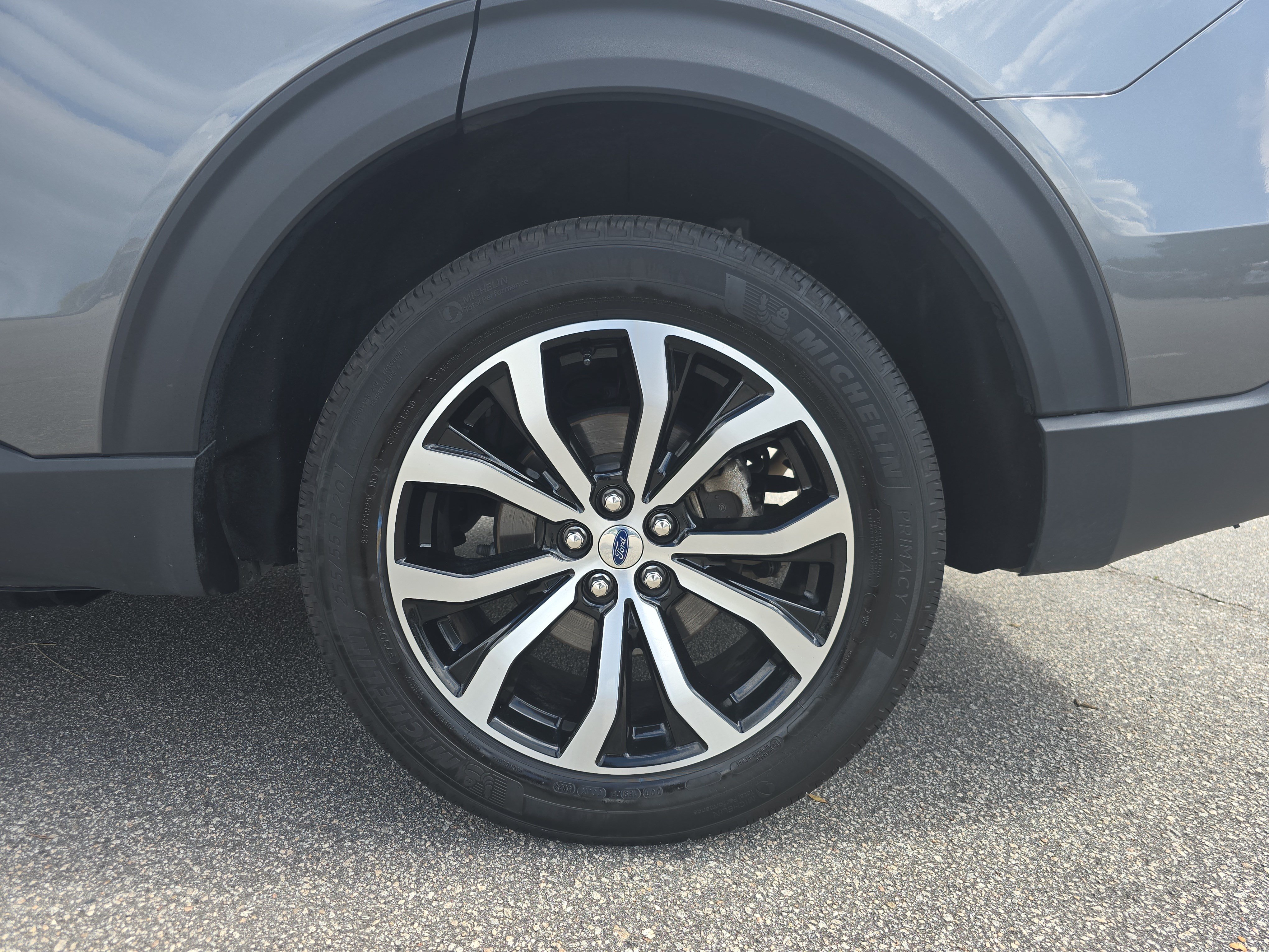 Used 2025 Ford Explorer ST-Line AWD/4WD image 30