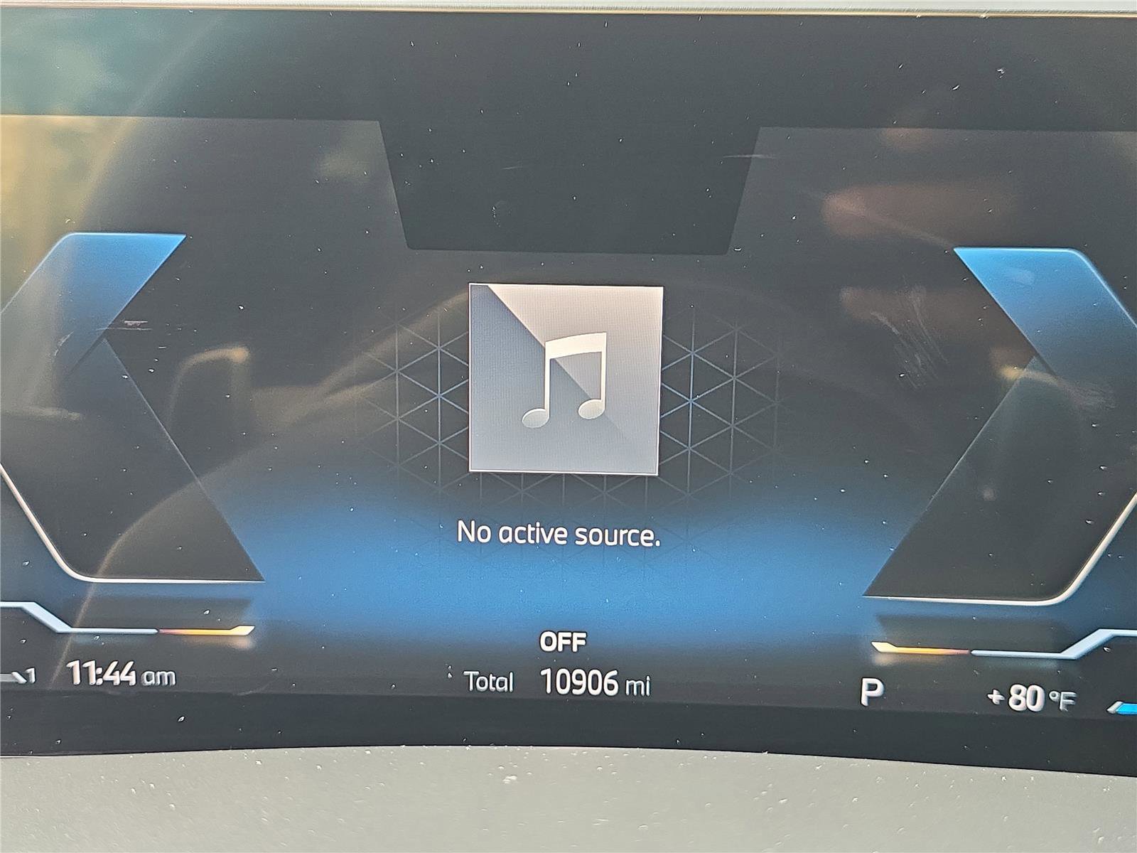 Used 2024 BMW X5 xDrive40i w/ M Sport Package image 24