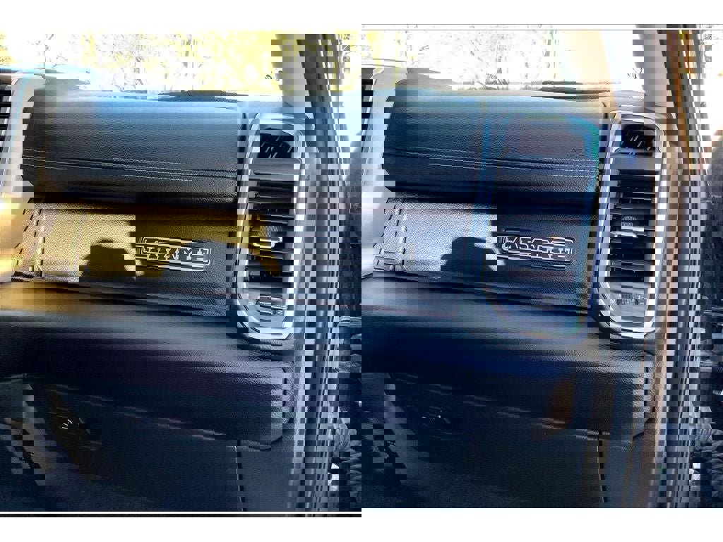 Used 2022 RAM 2500 Laramie image 18