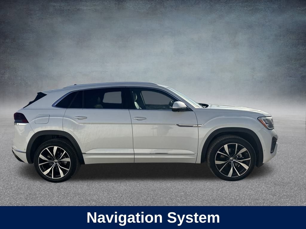 Used 2025 Volkswagen Atlas Cross Sport SEL Premium R-Line image 7
