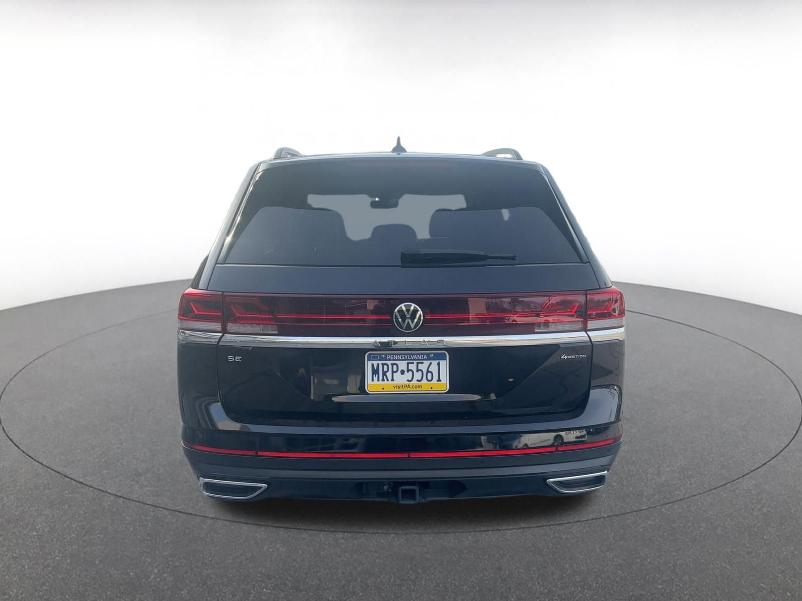 Used 2025 Volkswagen Atlas SE image 17