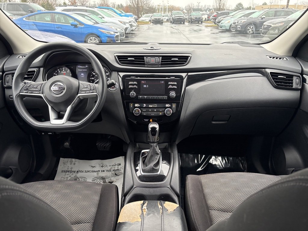 Used 2017 Nissan Rogue Sport SV image 13