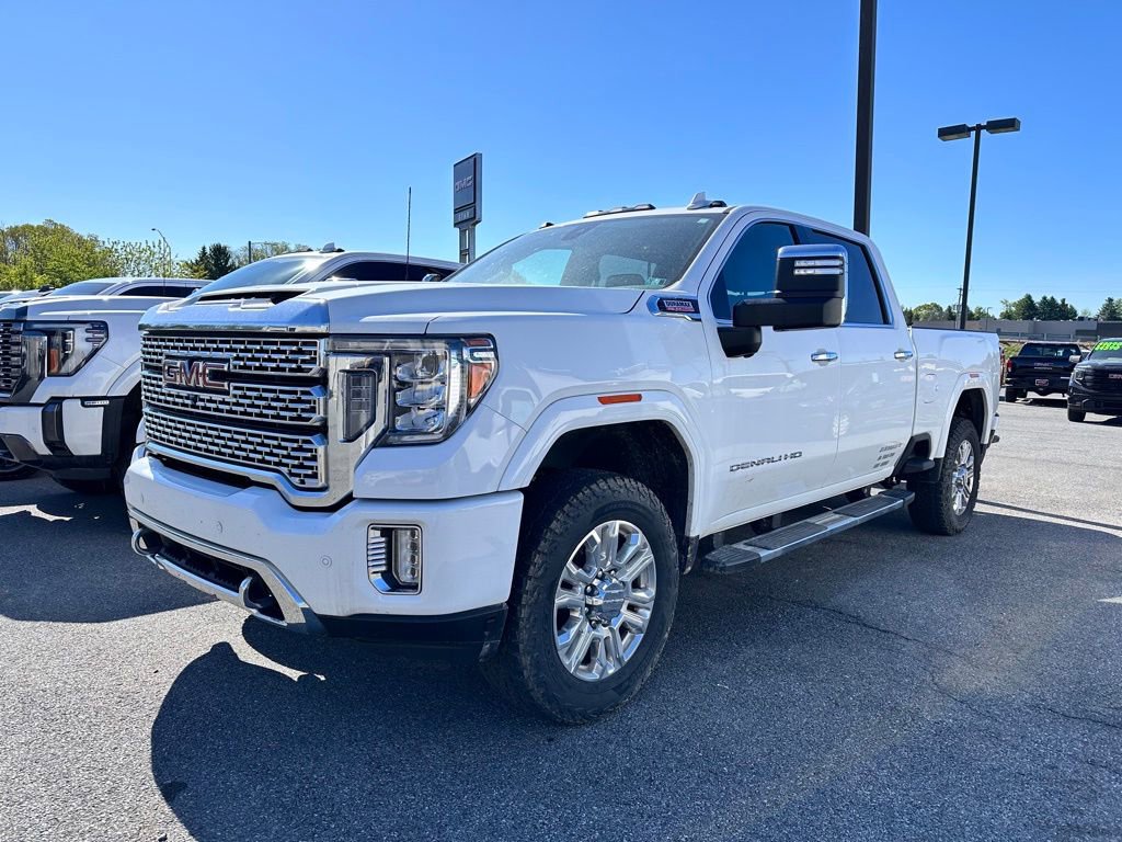 Used 2022 GMC Sierra 2500 Denali AWD/4WD image 2