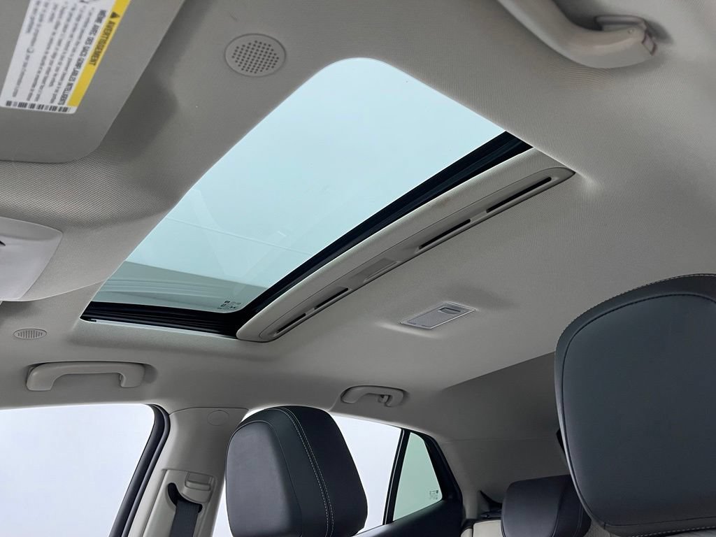 Used 2019 Buick Encore Preferred FWD image 5