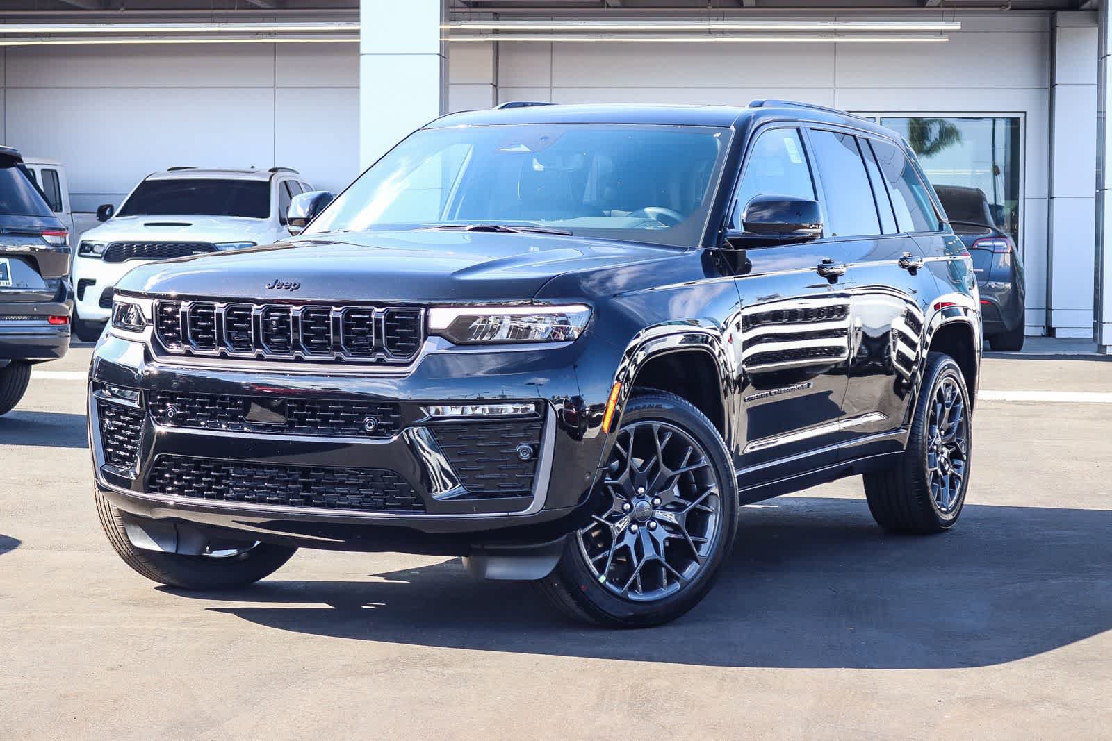 New 2026 Jeep Grand Cherokee Summit