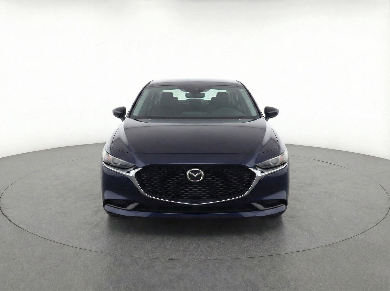 Used 2020 MAZDA MAZDA3 Sedan image 3