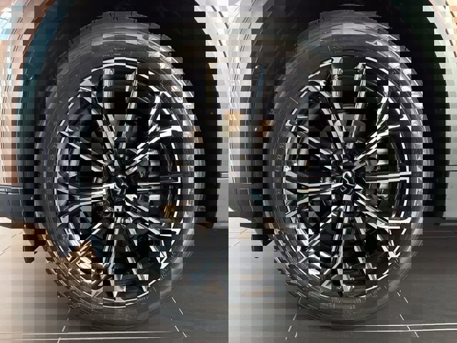 New 2025 MAZDA CX-70 Plug-In Hybrid w/ Premium Pkg image 6