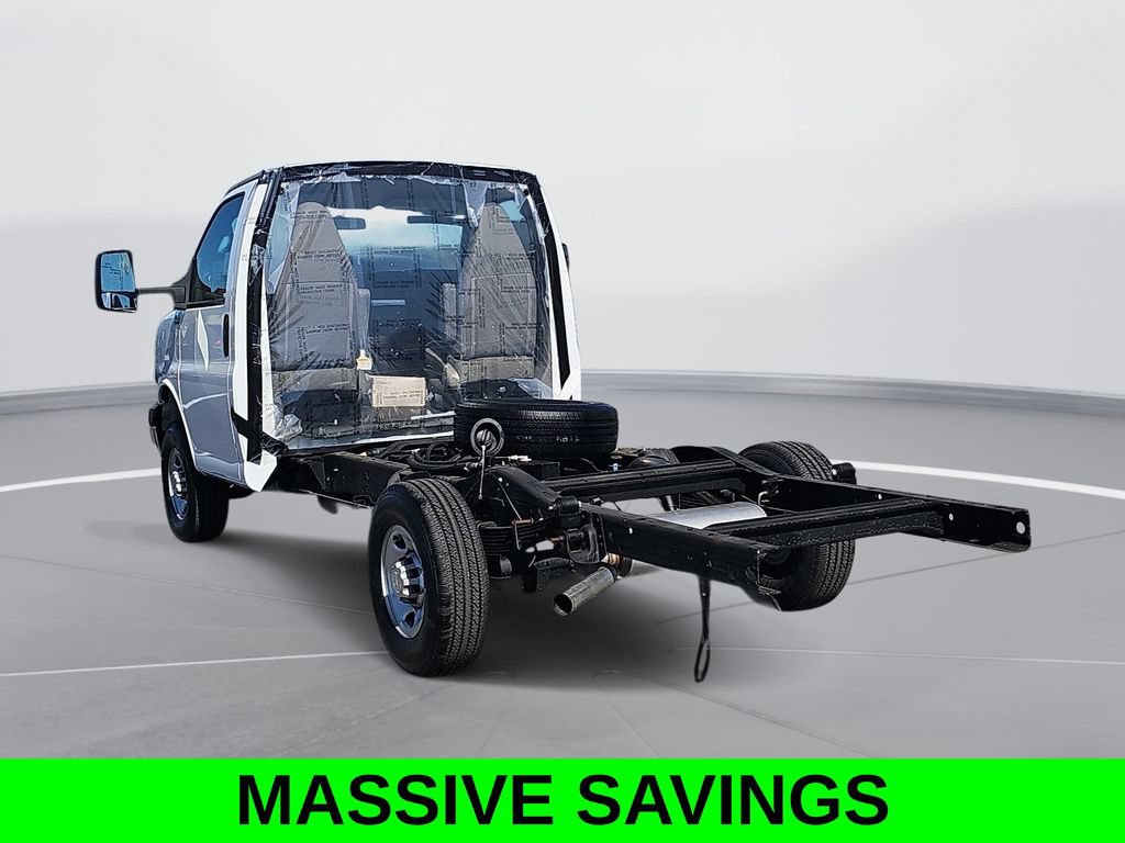 New 2023 Chevrolet Express 3500 w/ Power Convenience Package RWD image 5