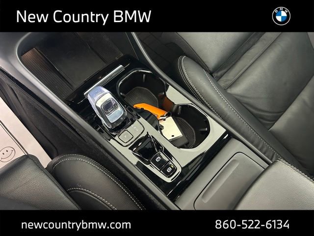 Used 2023 Volvo XC40 B5 Plus w/ Protection Package Premier AWD/4WD image 22