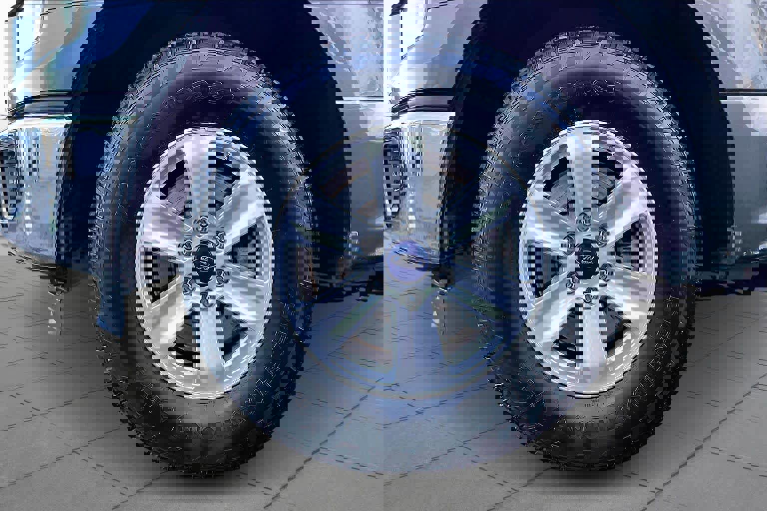 Used 2016 Ford F150 XLT image 11