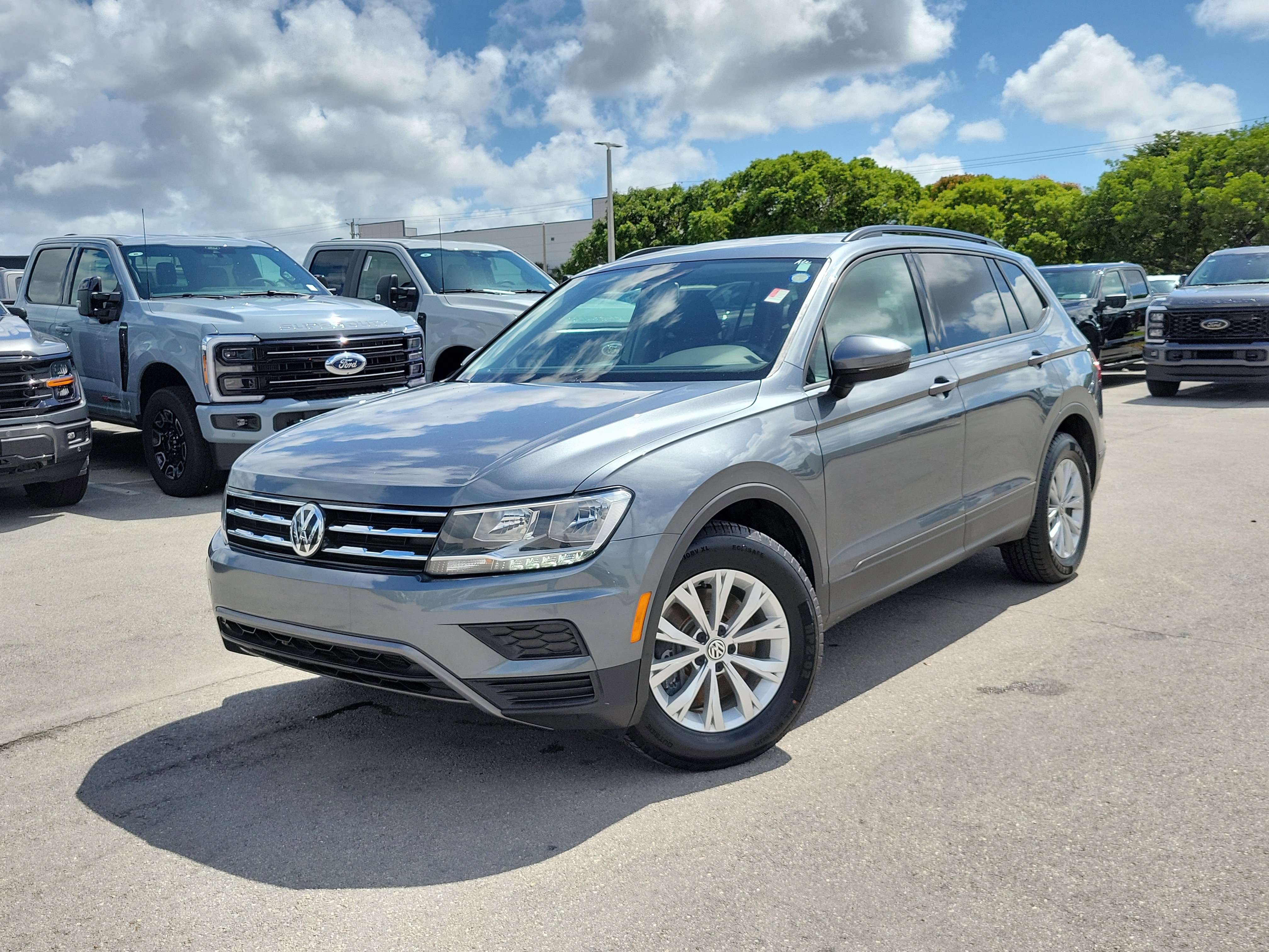 Used 2019 Volkswagen Tiguan S w/ Driver Assistance Package FWD image 32