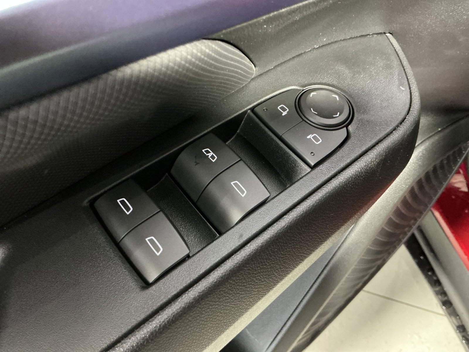 New 2026 Chevrolet Equinox EV LT image 23