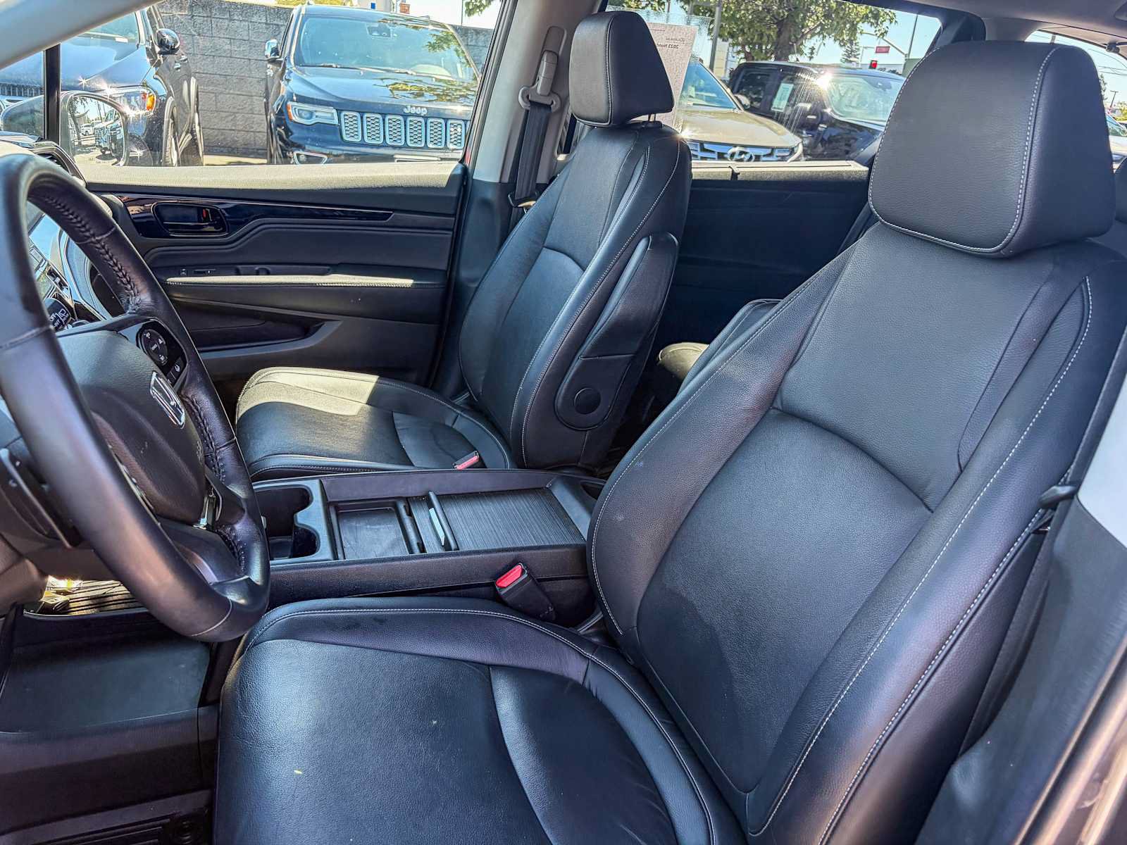 Used 2023 Honda Odyssey Touring image 17