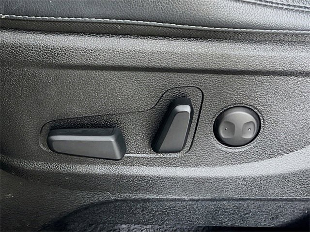 Used 2023 Kia Telluride EX w/ EX Captain's Chair Package image 11