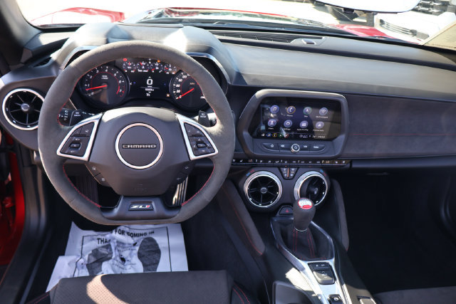 Used 2022 Chevrolet Camaro ZL1 RWD image 10