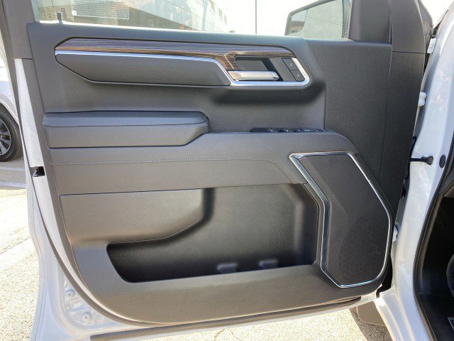 Used 2025 Chevrolet Silverado 1500 LT w/ Protection Package image 22