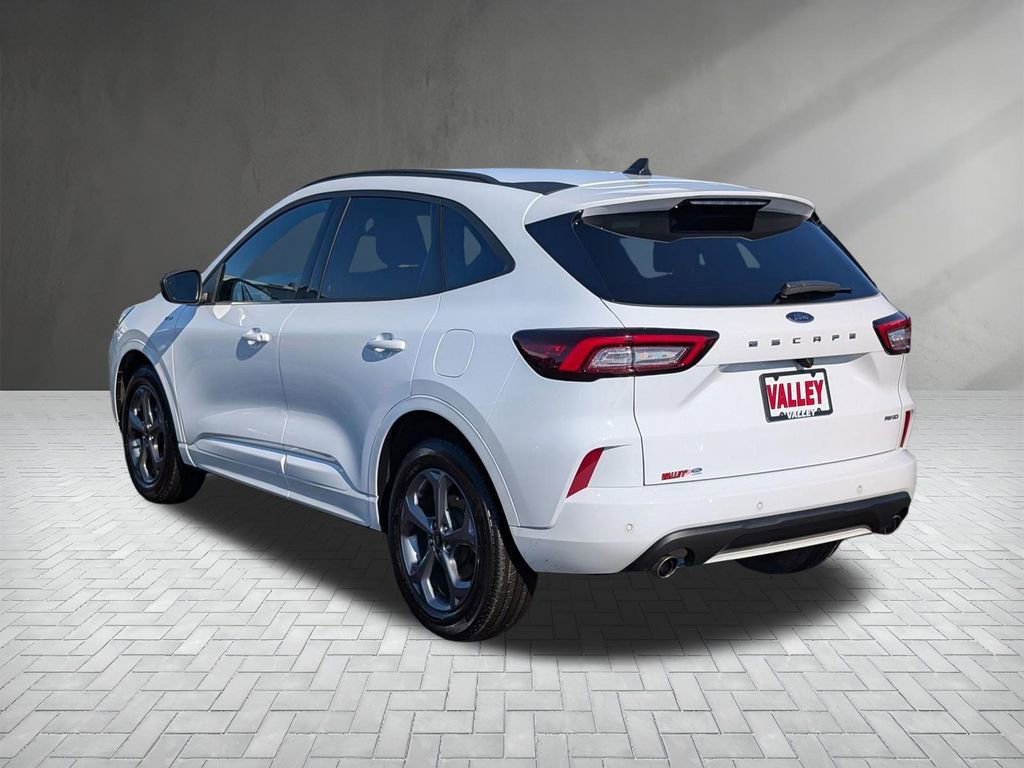 Used 2023 Ford Escape ST-Line w/ Tech Pack #1 image 8