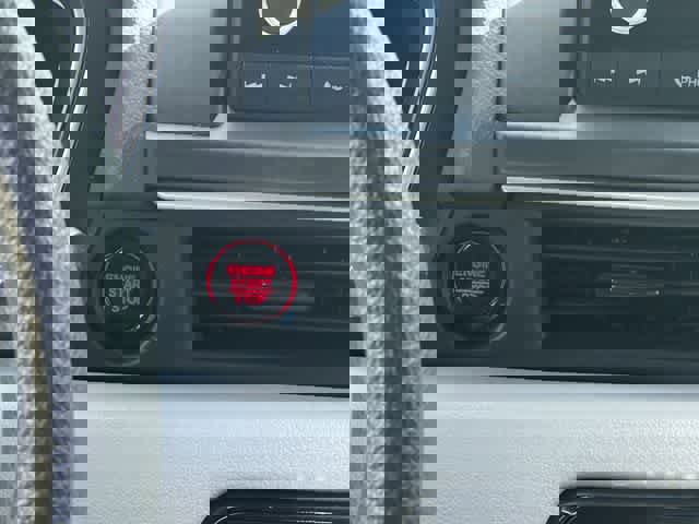 Used 2023 Honda Pilot LX image 28