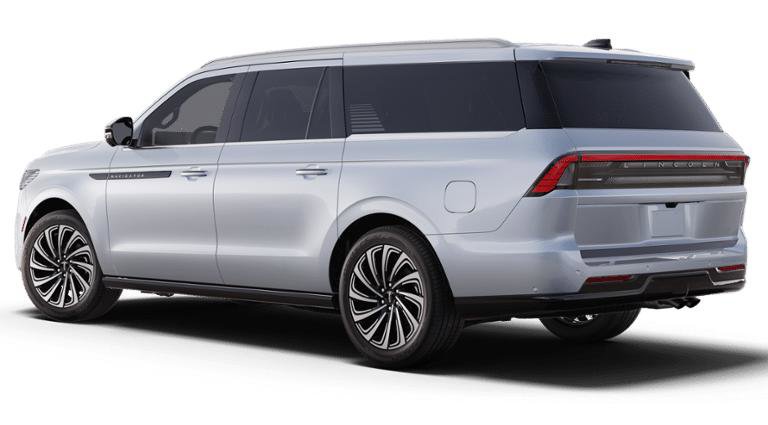 New 2025 Lincoln Navigator L Black Label AWD/4WD image 2