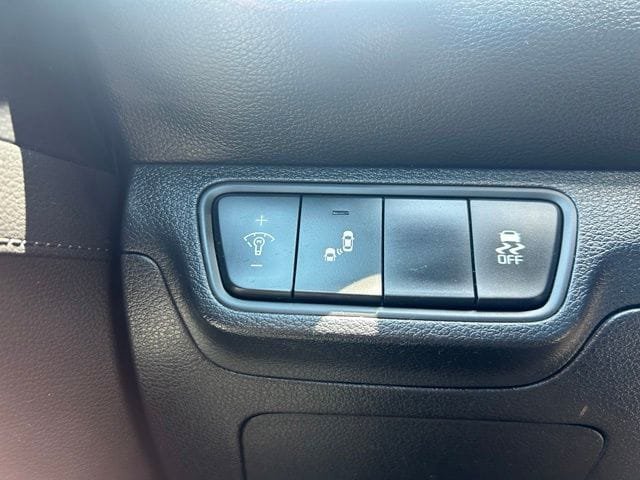 Used 2023 Kia Forte GT-Line w/ GT-Line Premium Package FWD image 22