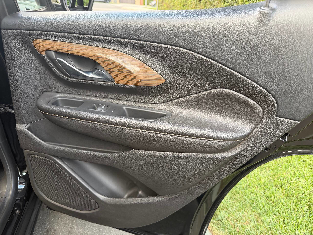 Used 2018 GMC Terrain SLE FWD image 22