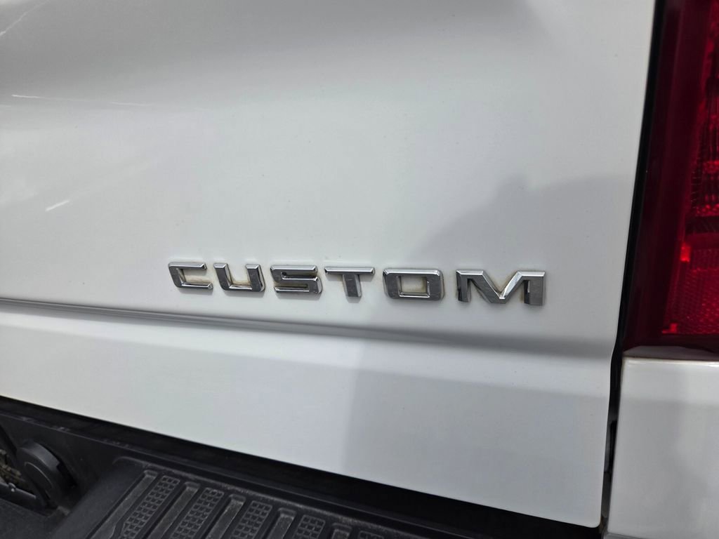 Used 2024 Chevrolet Silverado 1500 Custom RWD image 12