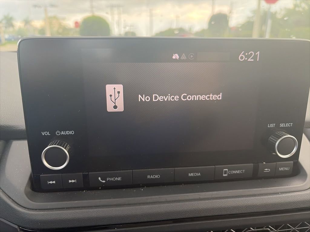 Certified 2025 Honda Accord LX image 18