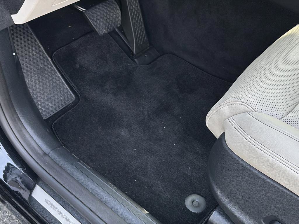 Certified 2026 Genesis GV70 2.5T image 13