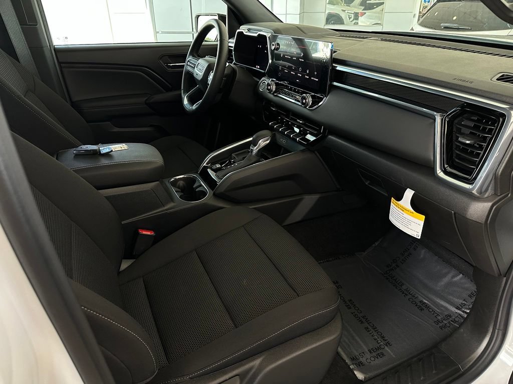 New 2026 GMC Canyon Elevation w/ Convenience Package RWD image 15