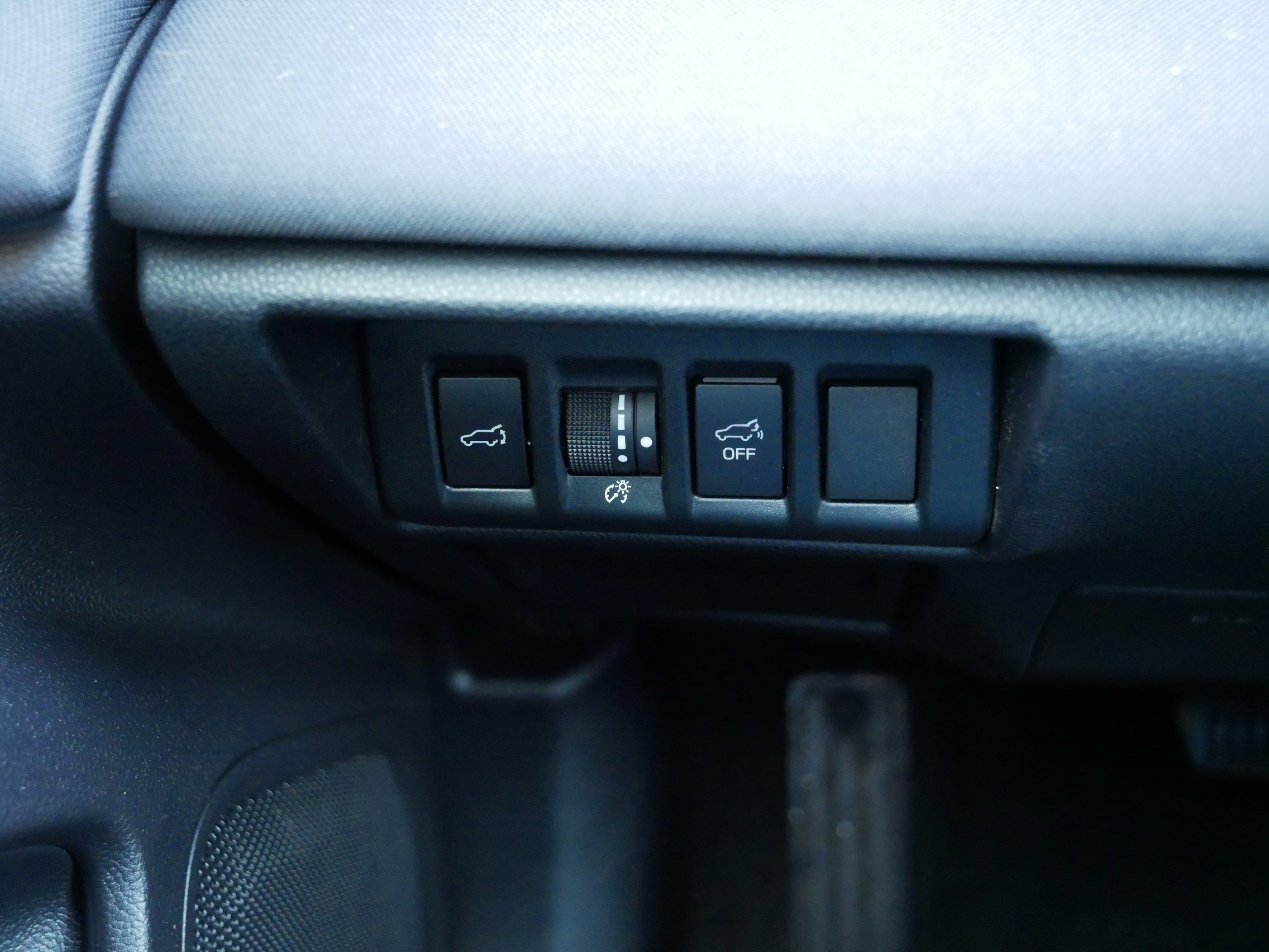 Used 2020 Subaru Outback Premium image 26