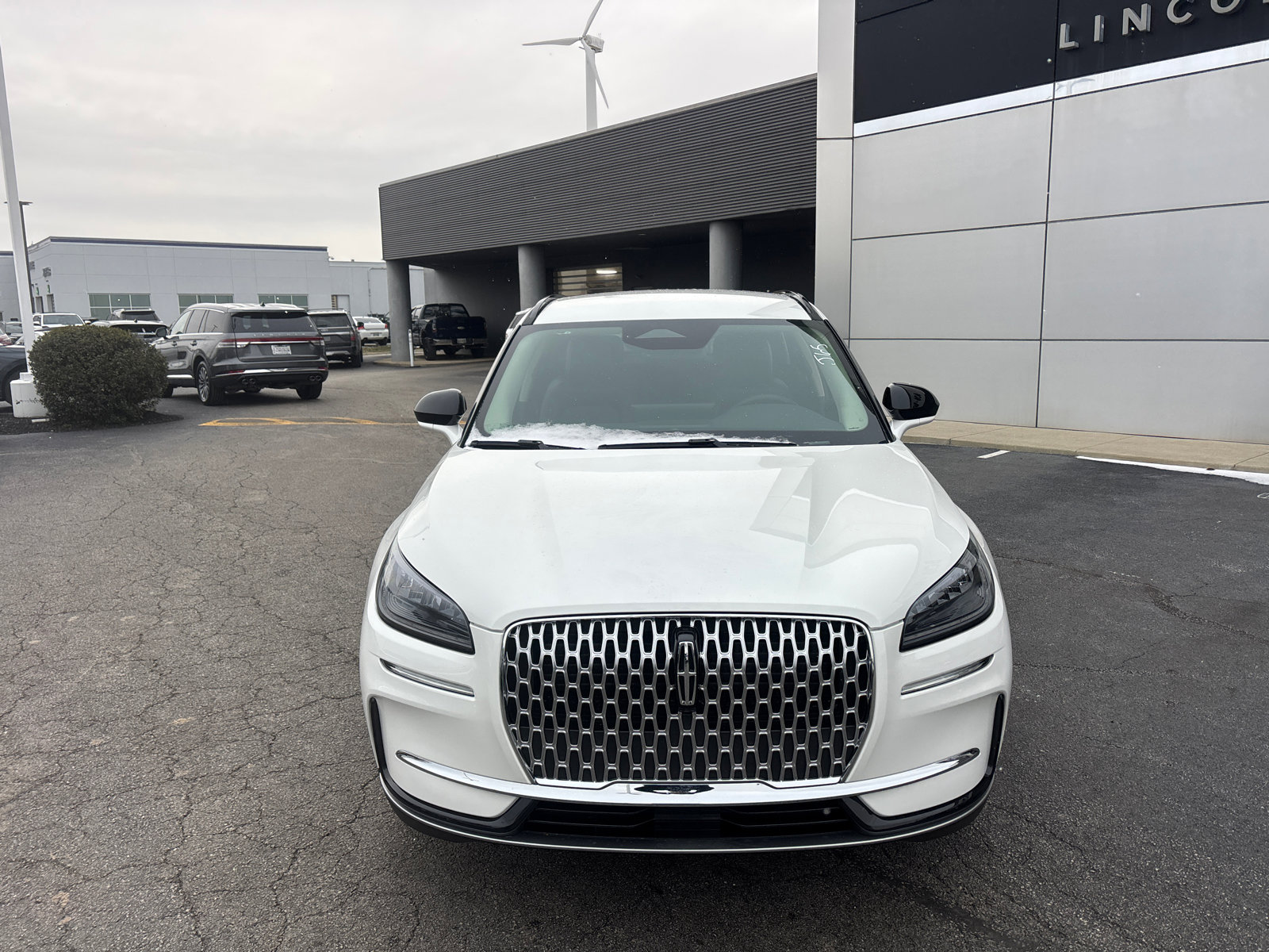 New 2026 Lincoln Corsair Premiere image 2