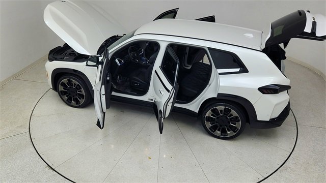 Used 2023 BMW XM image 85