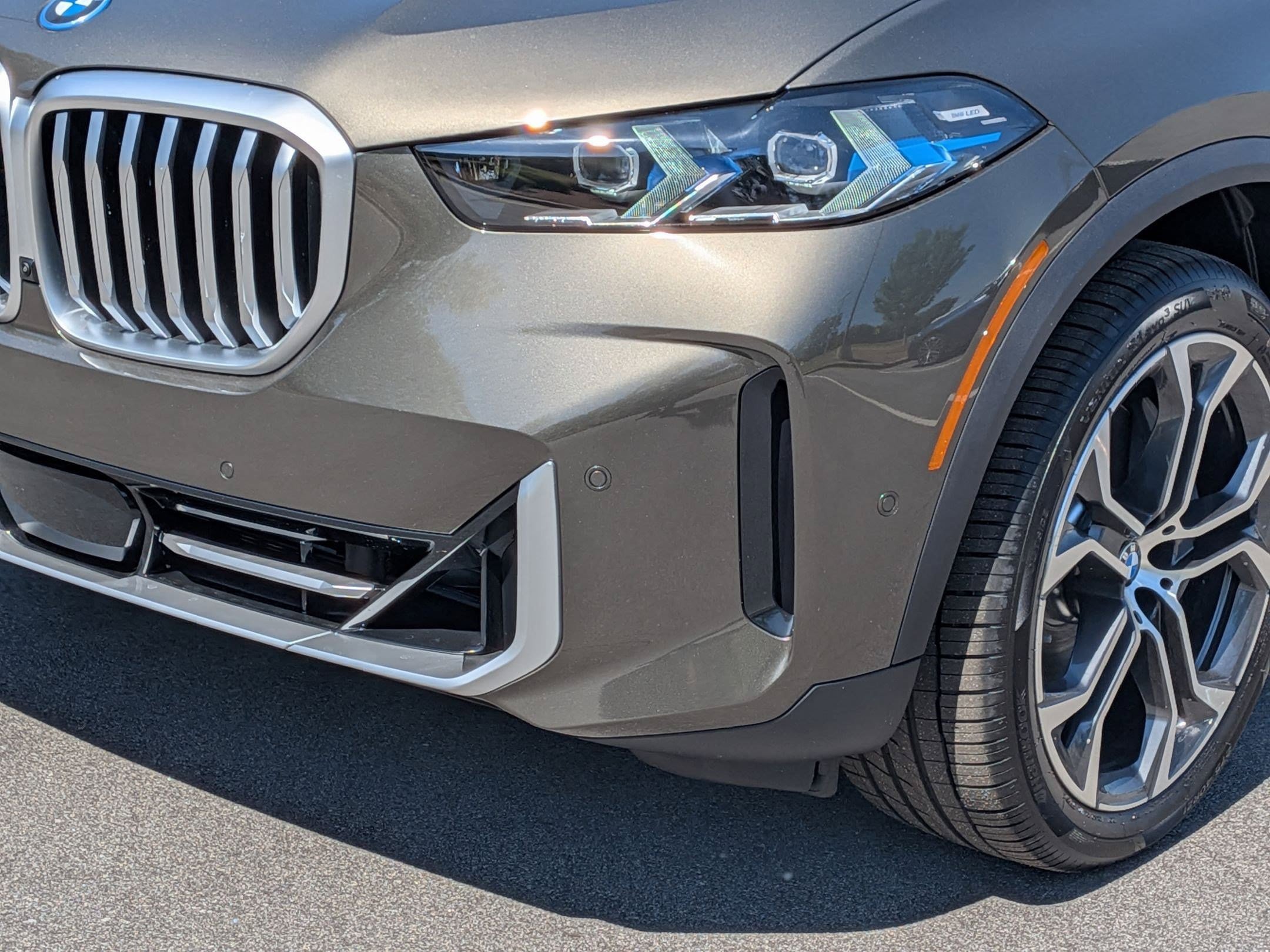 New 2026 BMW X5 xDrive50e AWD/4WD image 9