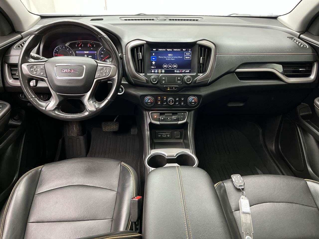 Used 2022 GMC Terrain AT4 w/ LPO, Floor Liner Package AWD/4WD image 4