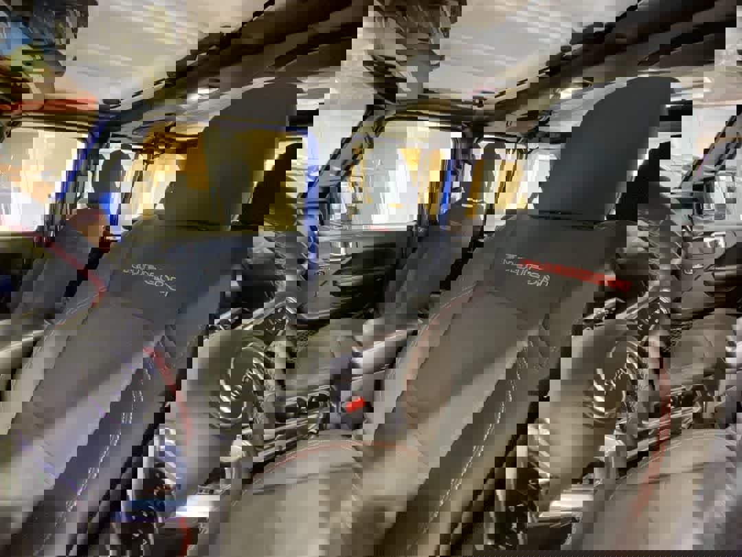 Used 2018 Jeep Wrangler Unlimited Rubicon image 13