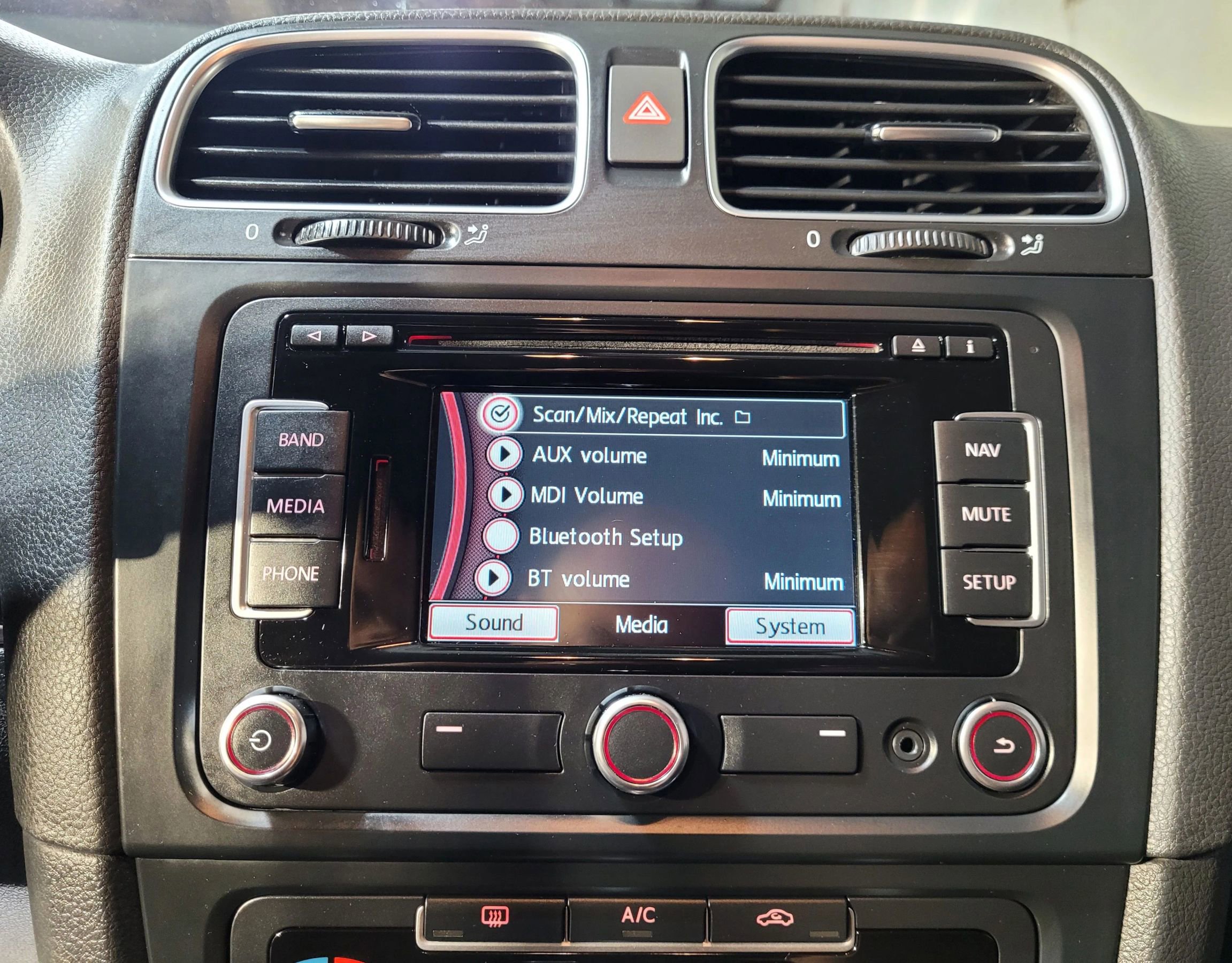 Used 2013 Volkswagen GTI Driver's Edition image 29