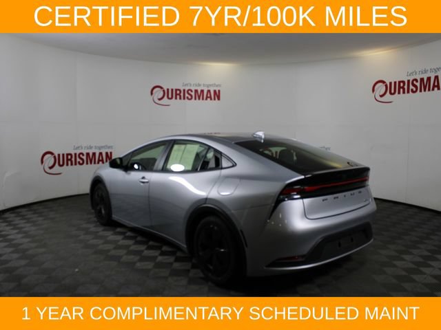 Used 2025 Toyota Prius LE FWD image 6