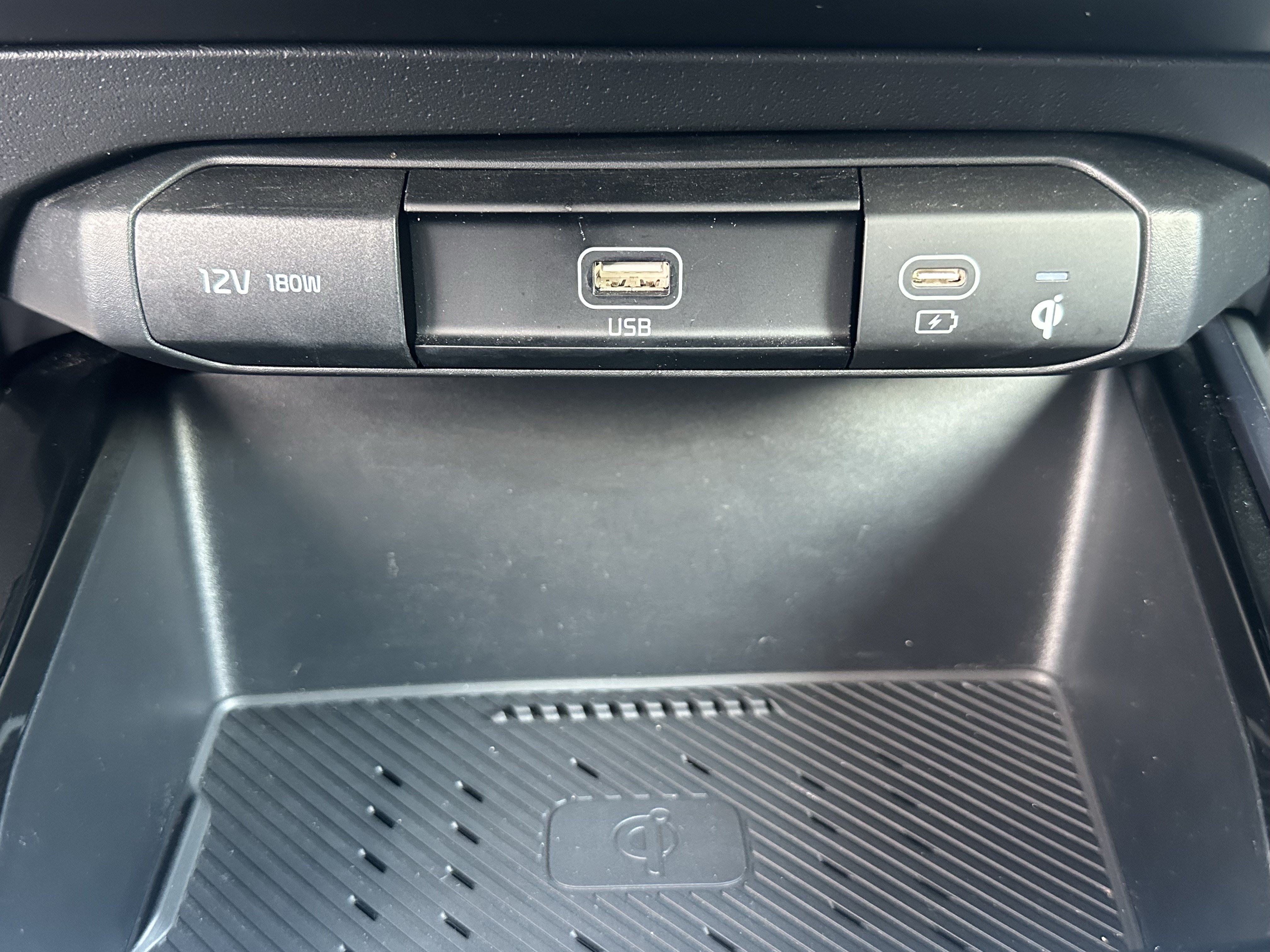Used 2024 Kia Niro Wind w/ Wind Preserve Package FWD image 30