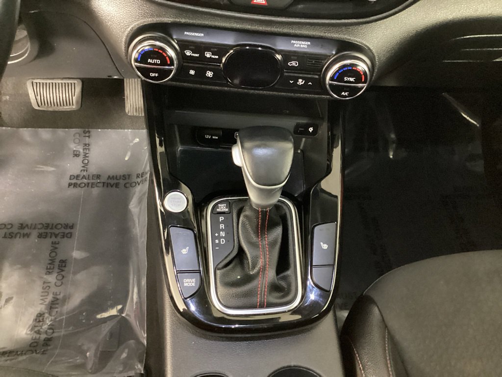 Used 2024 Kia Soul GT-Line w/ GT-Line Technology Package FWD image 19