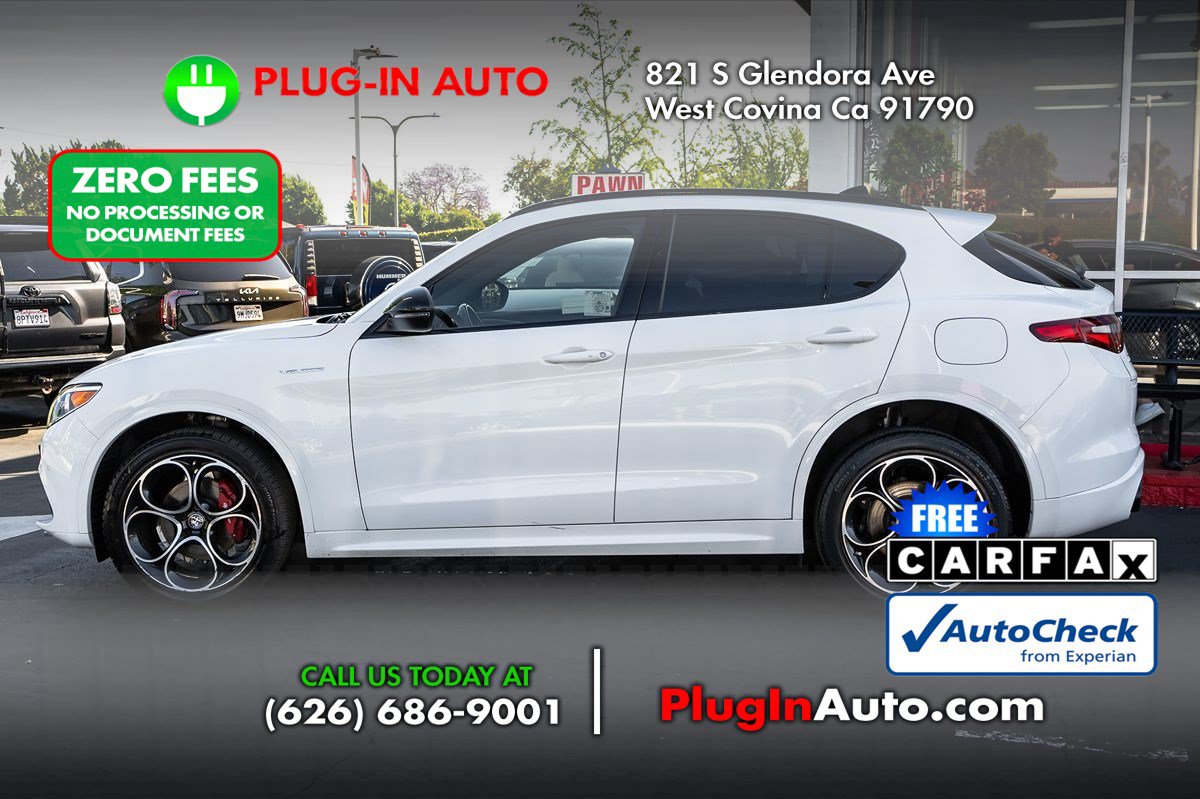 Used 2022 Alfa Romeo Stelvio Veloce AWD/4WD image 6